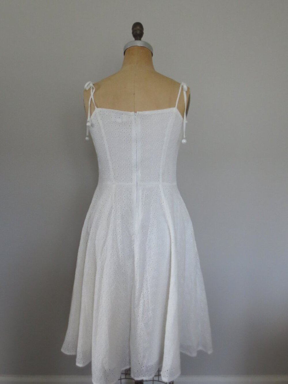 Unique Vintage Cottage Core White Fit & Flare Cotton Dress - Picture 2 of 13